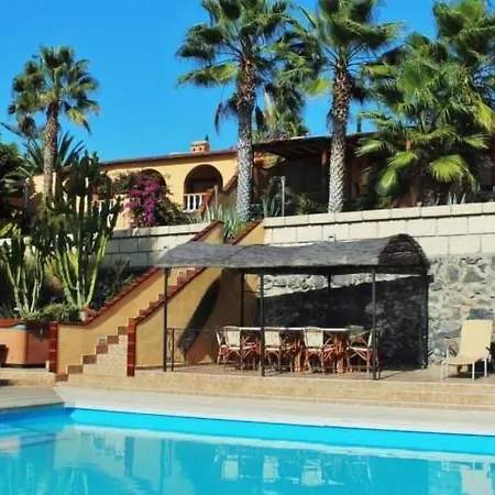 بيت للعطل Casa Alhambra 4-6 P By Interhome *